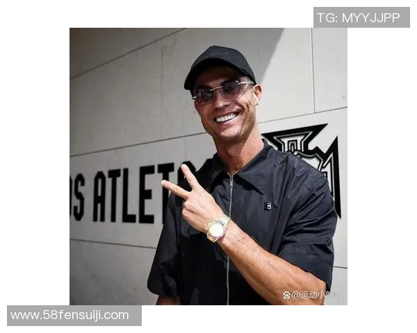 球星C罗球场穿搭解析时尚与运动完美结合的独特魅力