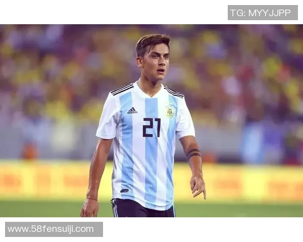 足球巨星风采展现高清照片集：领略世界级球员魅力与技术精湛瞬间